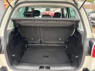/photos/11777/361fa272-dac1-48be-8511-d24e8c0a7184_i320x240.jpg