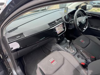 /photos/11777/e0e031d8-da05-4198-9a99-96a57260e092_i320x240.jpg